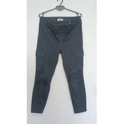 Damskie spodnie typu bojówki M/L