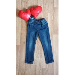 Chłopięce spodnie jeansowe r.104